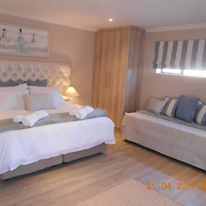 https://splendida.port-elizabeth-hotel.com